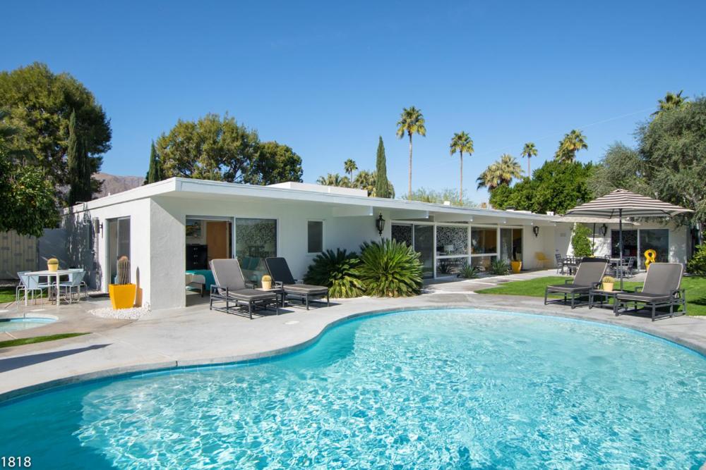 Four-Bedroom Vacation Home interior